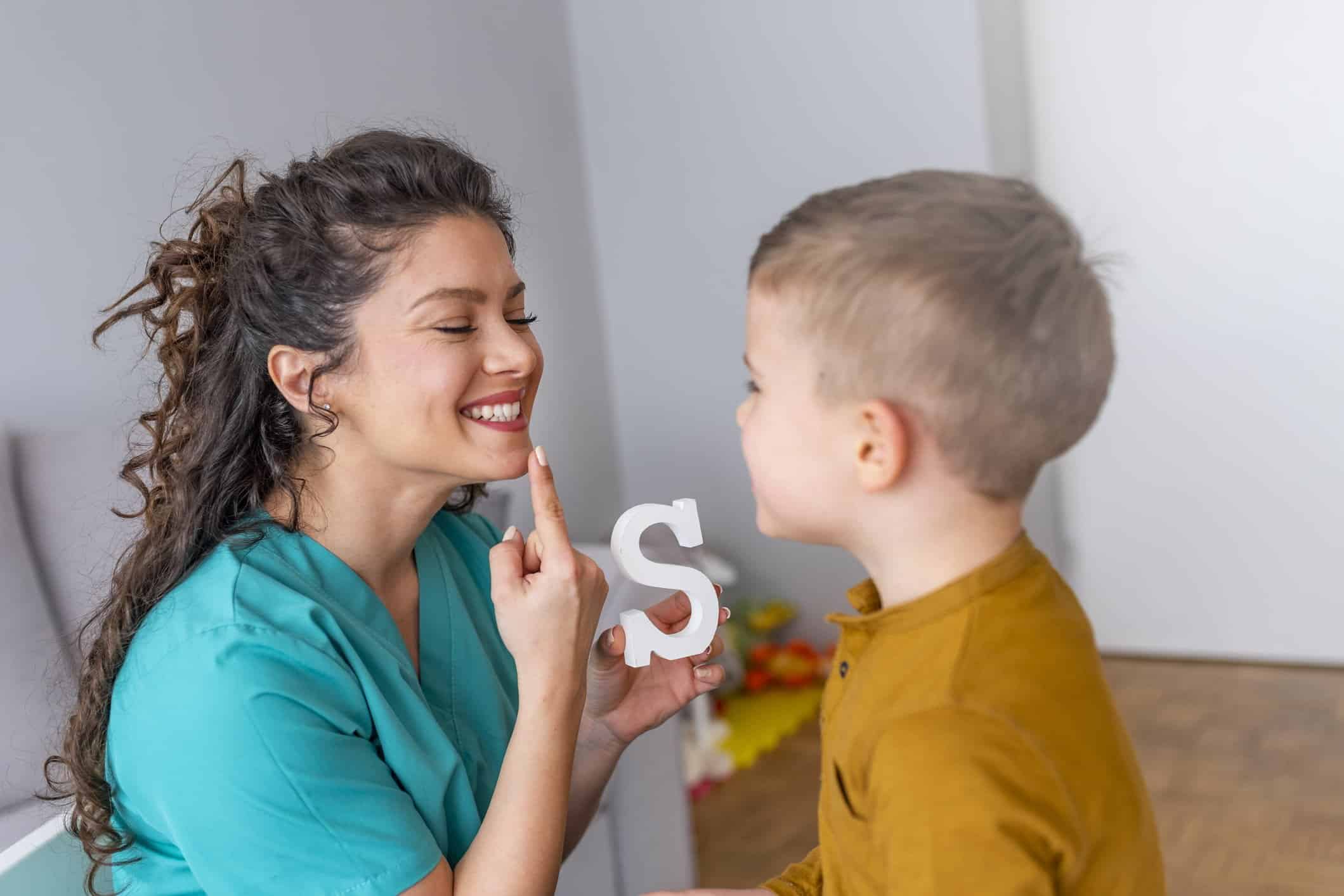 how-to-become-a-speech-language-pathologist