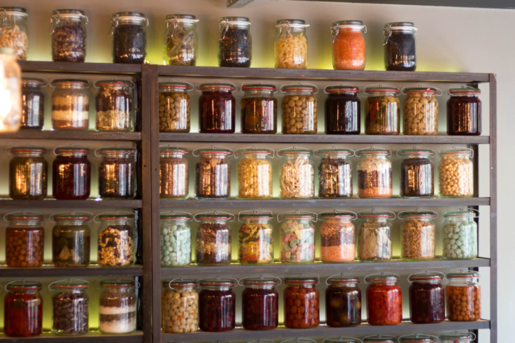 6 Important Foods You Should Have In Your Pantry