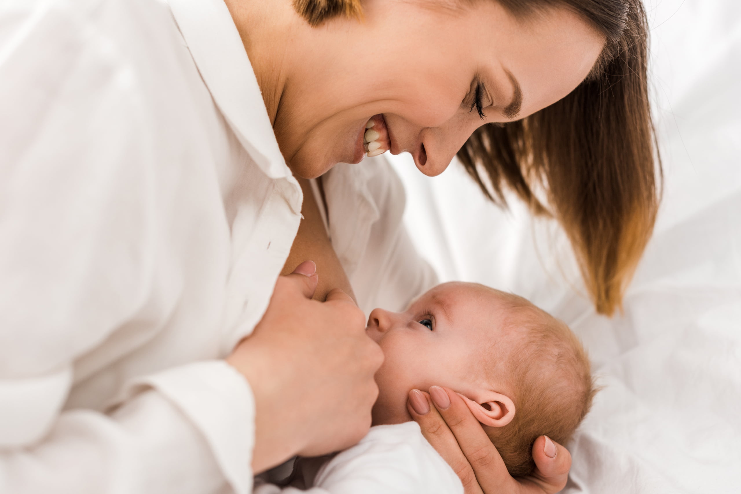 What Vitamins and Nutrients Do You Need When Breastfeeding?