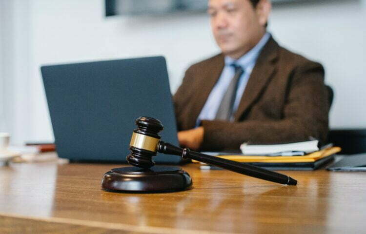 What Are Insurance Defense Attorneys and How Can They Help You?