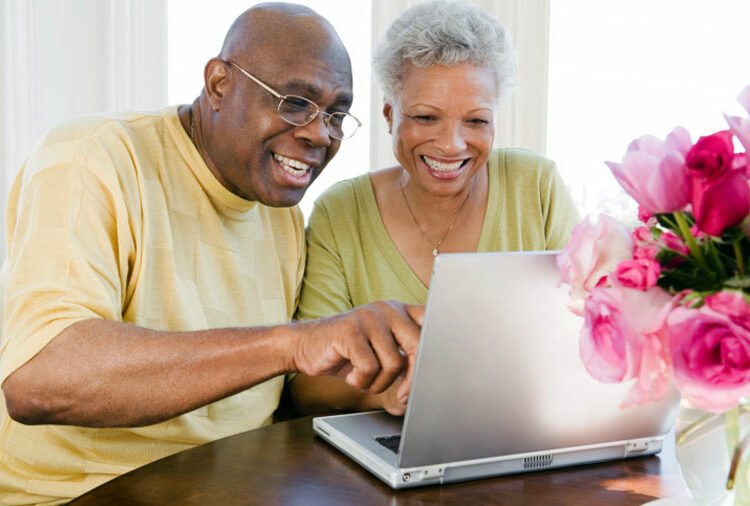 Wondering How Senior Citizen Health Insurance Works? Know All About It Here