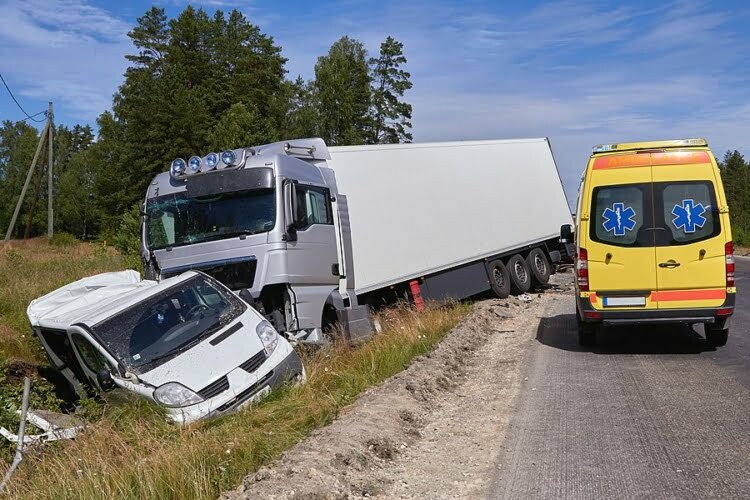 How to Resolve the Complications of a Truck Accident?