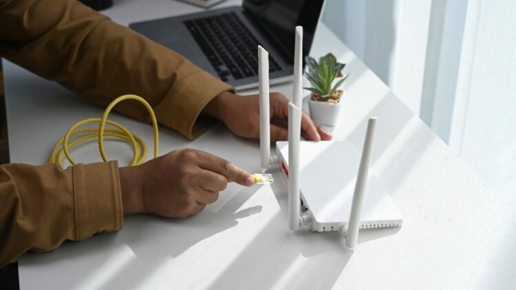 Tips and Must-Have Equipment for Installing High-Speed Internet in Your Home