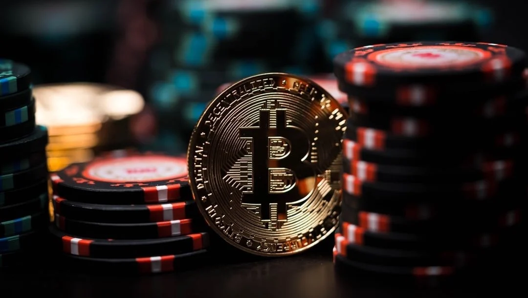 Bitcoin Online Gambling: The Role of Strategy and Luck