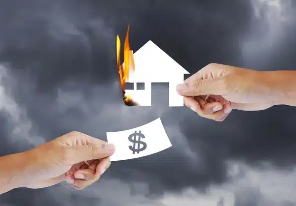 How Fire Insurance Adjusters Help Homeowners After a Fire